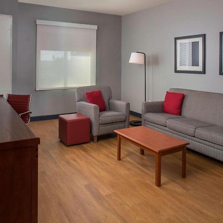 Four Points By Sheraton Houston Hobby Airport Buitenkant foto