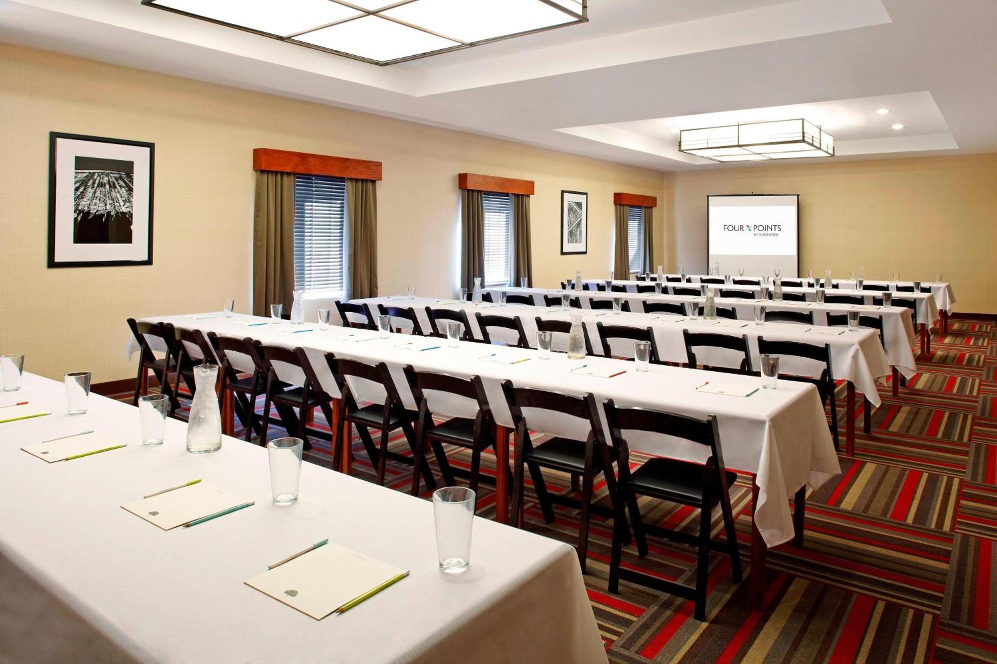 Four Points By Sheraton Houston Hobby Airport Buitenkant foto